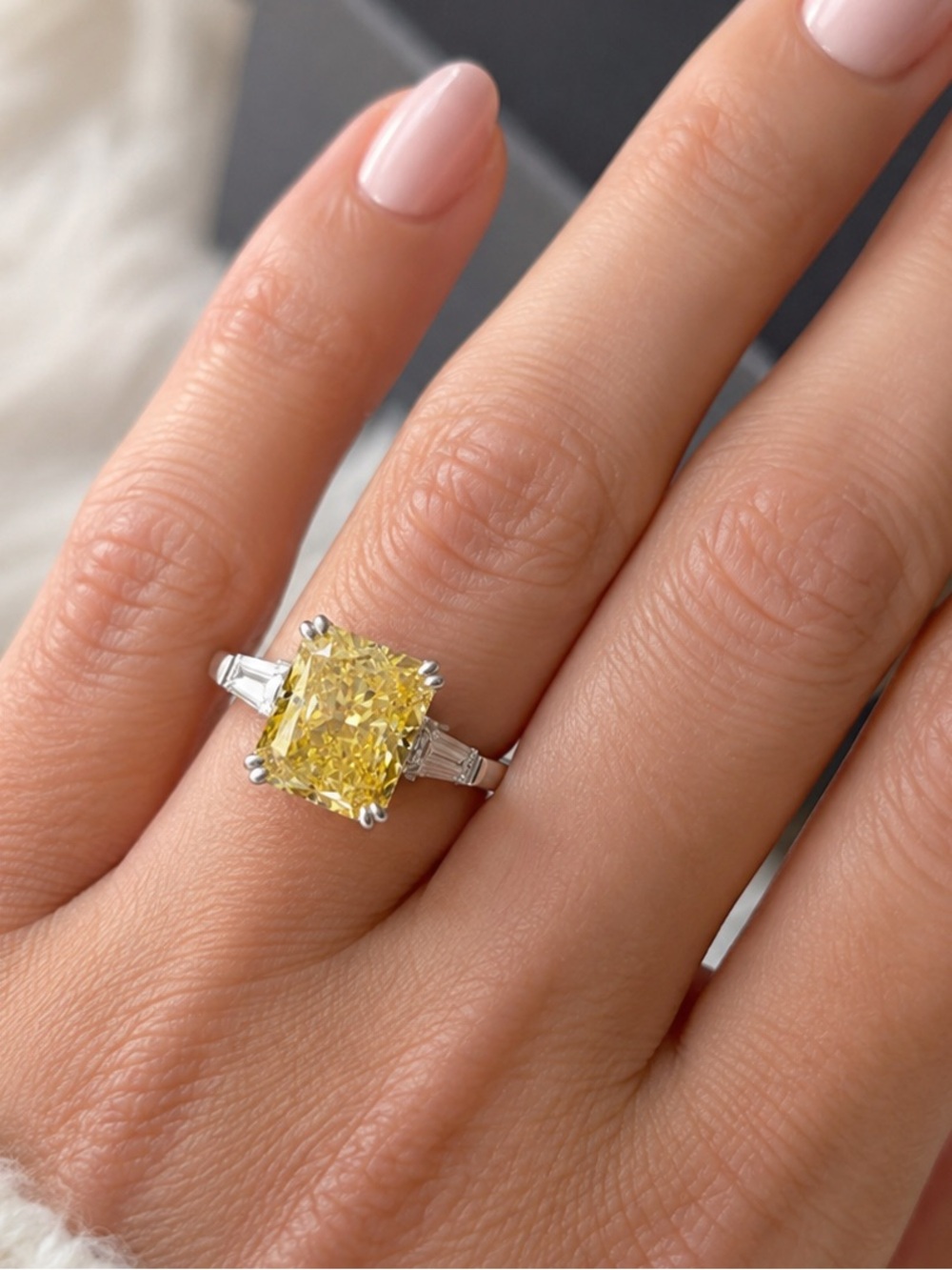 18k 3ct Radiant Canary Ring